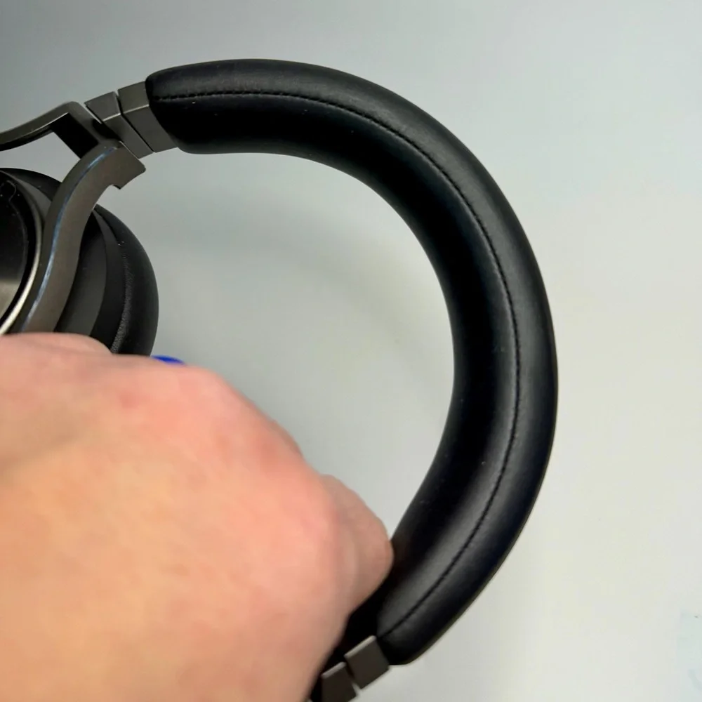 CORSAIR VIRTUOSO RGB Bluetooth WIRELESS HEADSET SE Tested Works